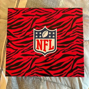 NFL New England Patriots Fuzzy Rhinestone Ribbon Boots Size 9